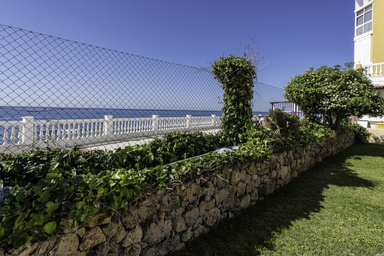 Nest Studio Playa Alhamar Sitio de Calahonda Bagian luar foto