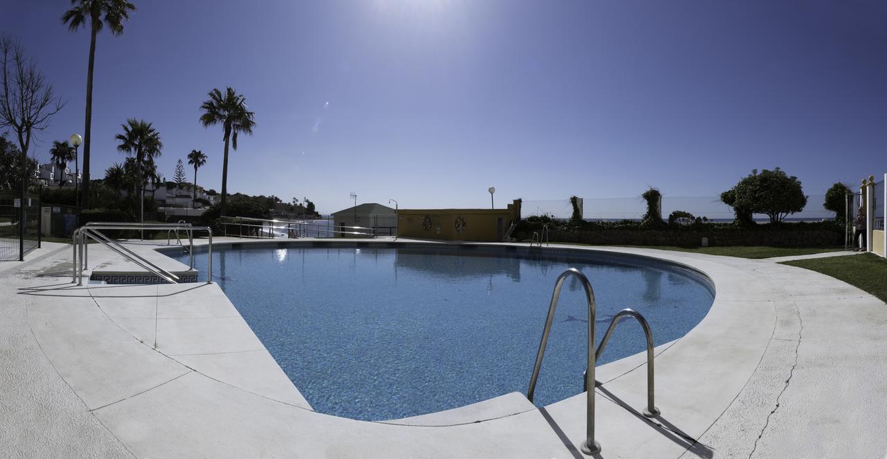Nest Studio Playa Alhamar Sitio de Calahonda Bagian luar foto